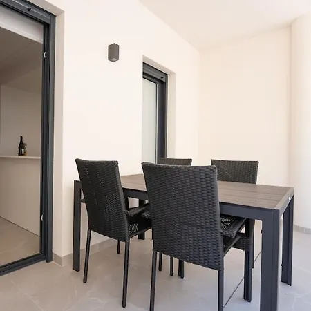 Yourspain S221a Heated Pool Torrevieja