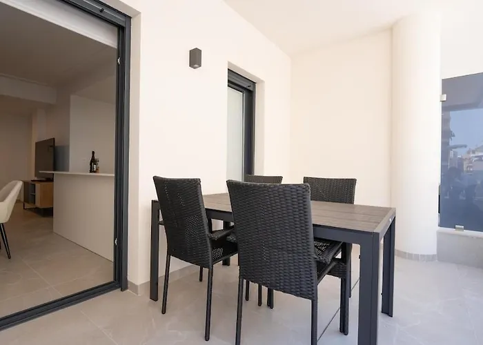 Yourspain S221a Heated Pool Torrevieja